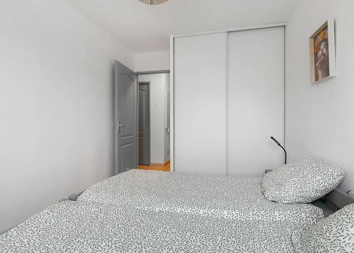 La Brise D'agde - 3km De La *